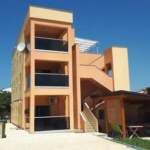 Merjem Apartament Vir